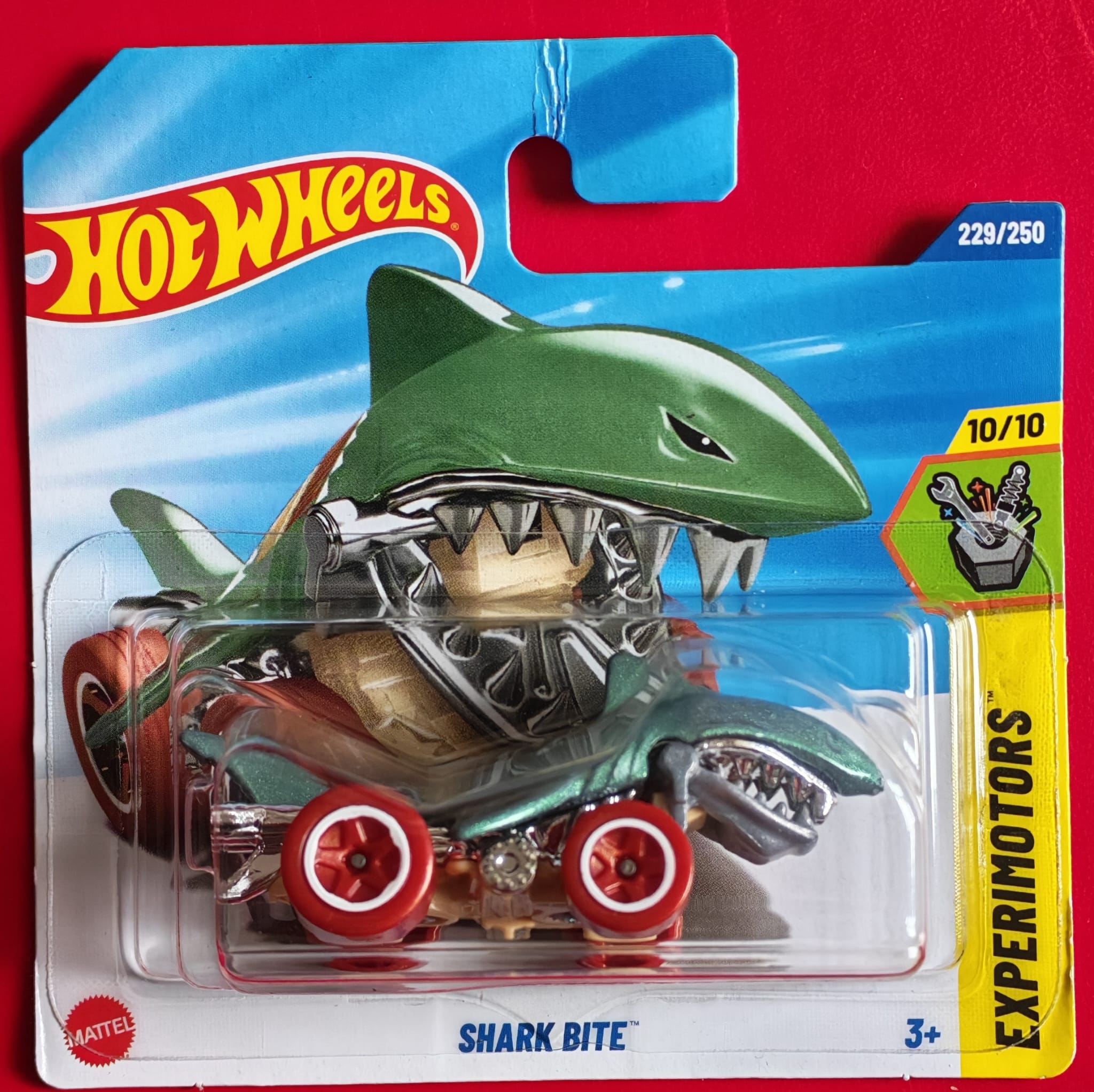 Hot Wheels -  Shark Bite  - TH - Treasure Hunt