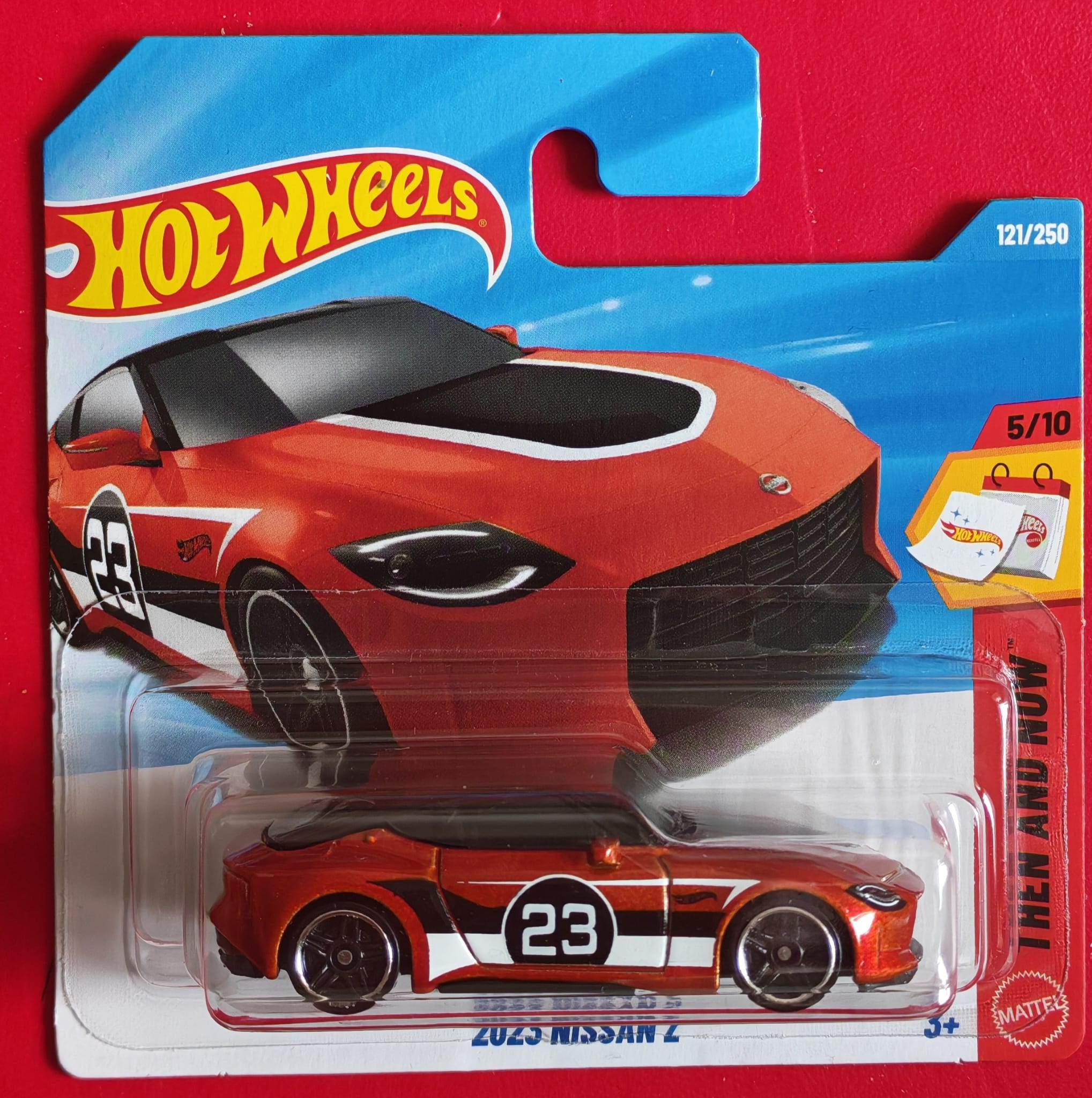 Hot Wheels - 2023 Nissan Z 121/250  Red